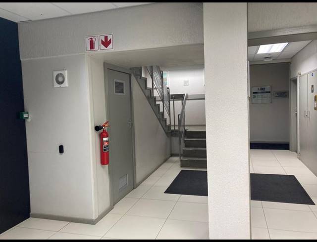 BUSINESS PROPERTY TO RENT IN WALMER
